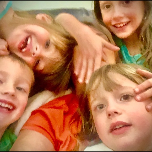 Meet your Posher, Susan🇨🇦 - Picture 4 of 8